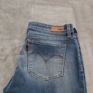 Levis Jeans